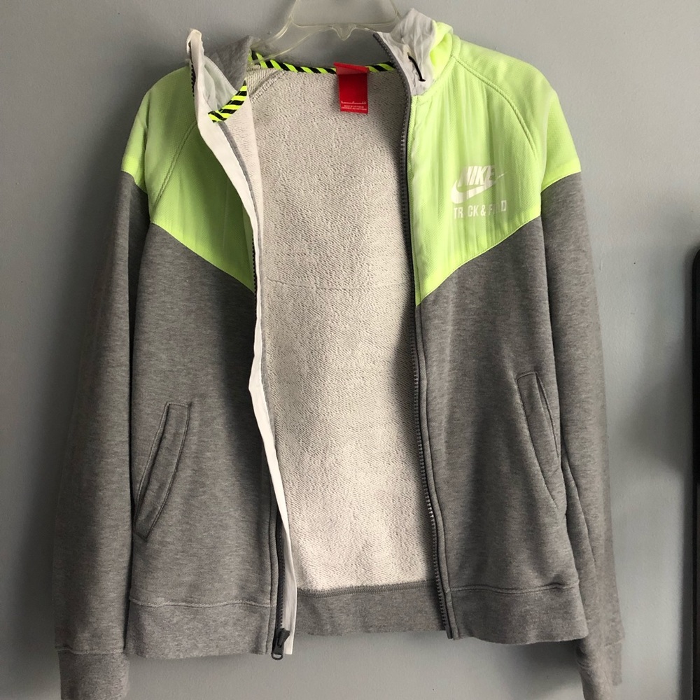Nike sweatshirt